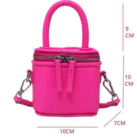 Mini Crossbody - Picture 3 of 4